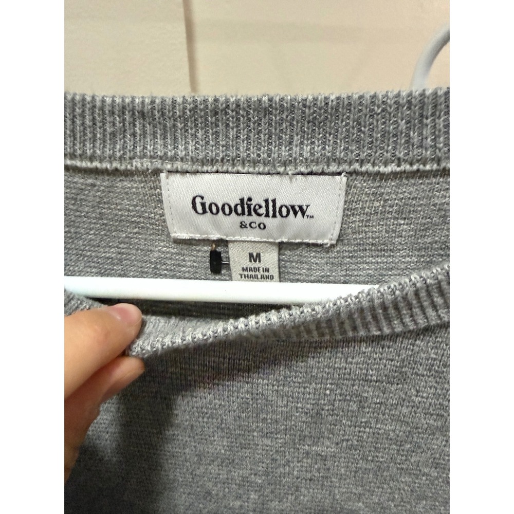 Office Business Grey Pullover Sweater Mens Size Medium - Picture 2 of 3